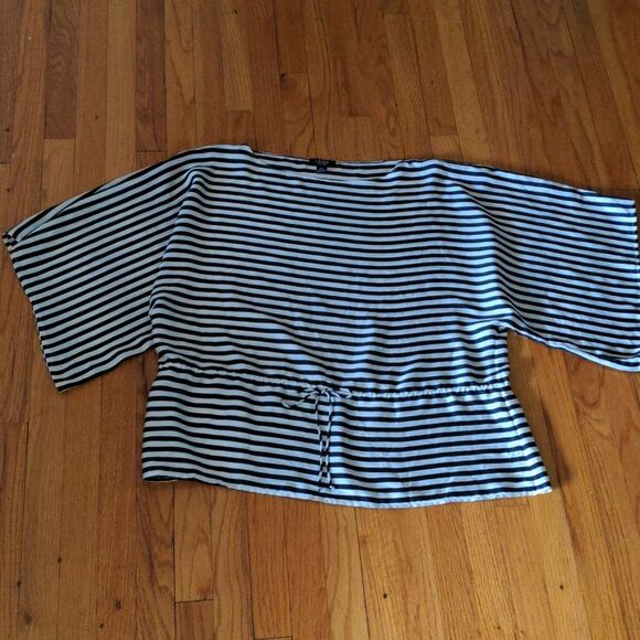 Like New Chaps Women's Blouse Striped Top With Cinch Waist - Picture 4 of 8